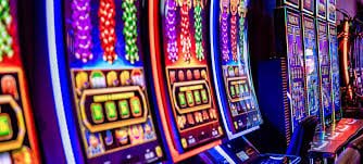 Màn hình hiển thị trang chủ xsdnang với các danh mục cược thể thao và casino